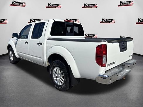 Used 2016 Nissan Frontier SV w/ SV Value Truck Package AWD/4WD image 7