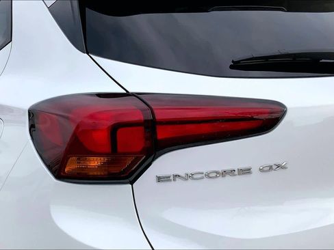 Used 2023 Buick Encore GX Preferred image 26
