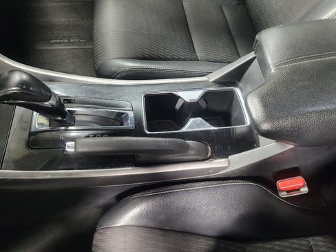 Used 2017 Honda Accord Sport image 26