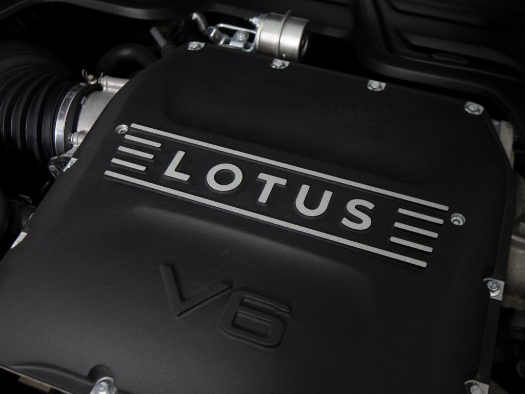 Used 2025 Lotus Emira RWD image 56