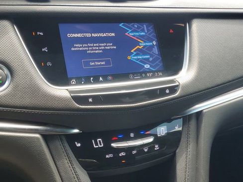 Certified 2024 Cadillac XT5 Premium Luxury w/ Technology Package FWD image 23