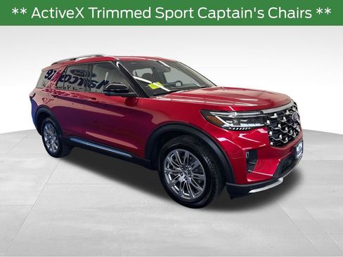 Certified 2025 Ford Explorer Platinum AWD/4WD image 9