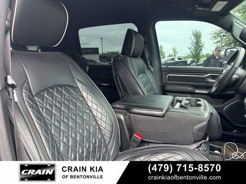 Used 2025 RAM 1500 Laramie AWD/4WD image 7