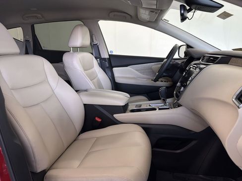 Certified 2024 Nissan Murano SV image 19