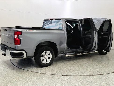 Used 2021 Chevrolet Silverado 1500 LT AWD/4WD image 12