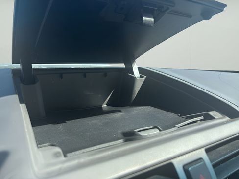 Used 2011 Ford Fusion SE FWD image 24