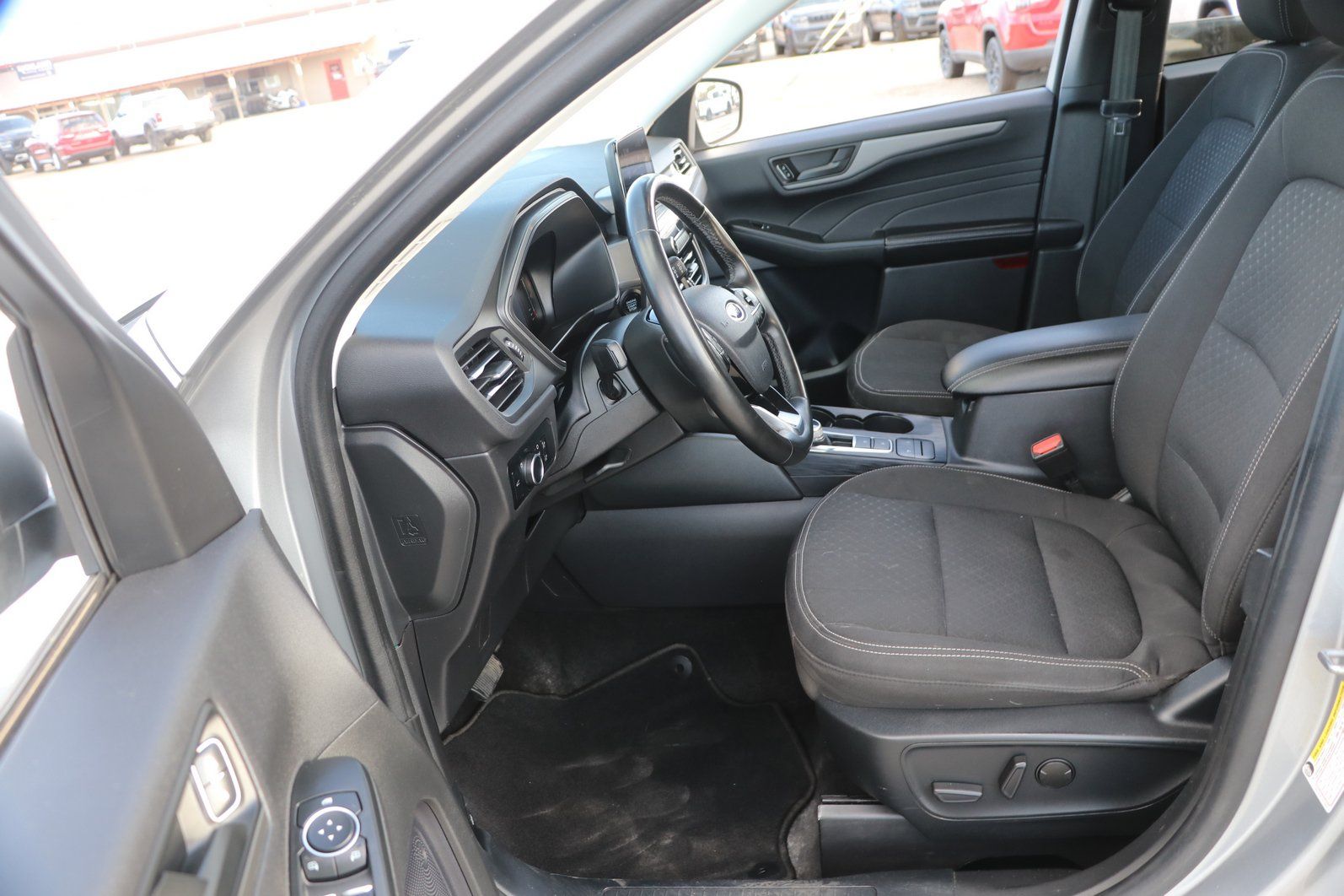 Used 2024 Ford Escape Active w/ Cold Weather Package FWD image 13