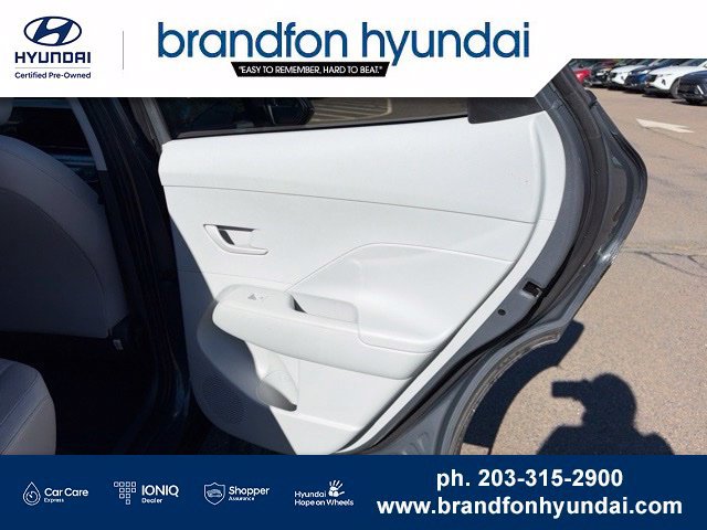 Used 2024 Hyundai Kona SEL AWD/4WD image 9