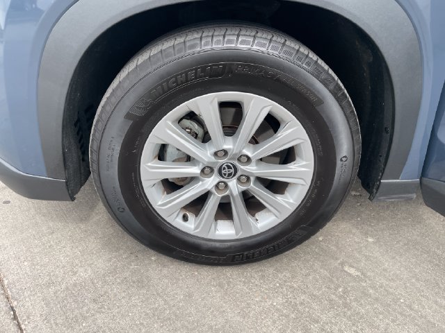 Used 2025 Toyota Grand Highlander AWD image 28