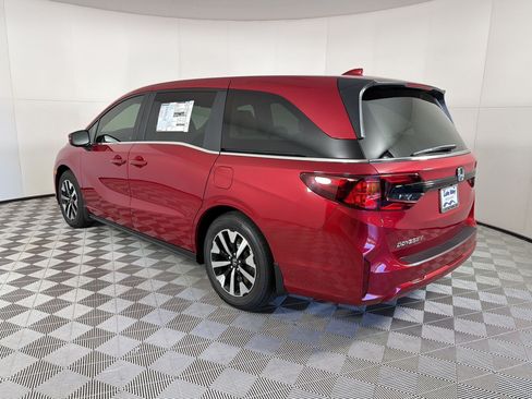 New 2026 Honda Odyssey EX-L image 3