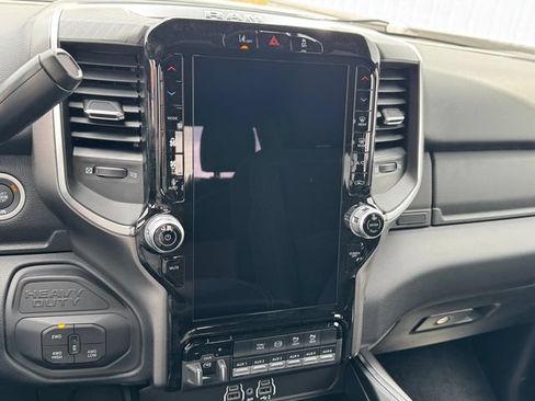 New 2026 RAM 2500 Big Horn AWD/4WD image 19