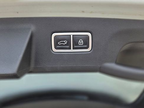 Used 2022 Kia Sorento SX image 6