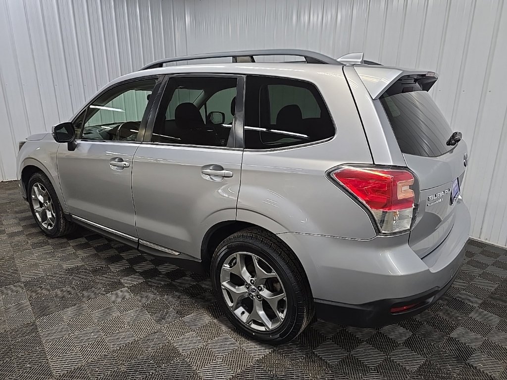 Used 2017 Subaru Forester 2.5i Touring AWD/4WD image 9