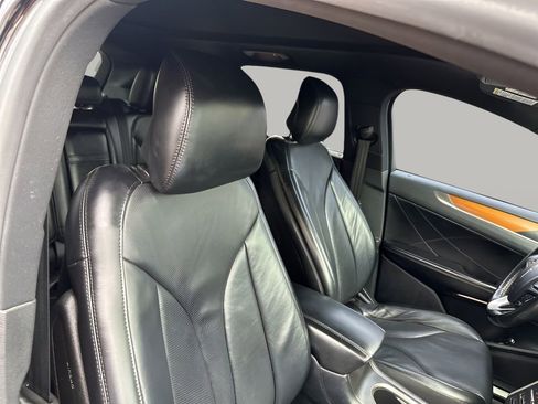 Used 2017 Lincoln MKC Reserve image 15