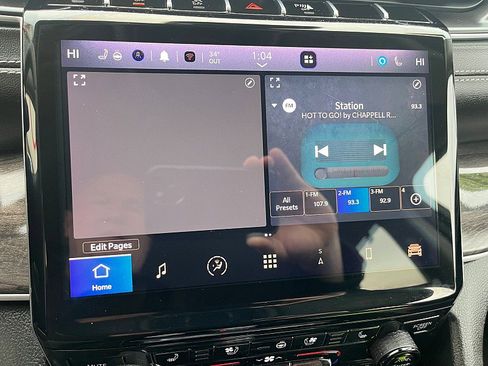 Used 2023 Jeep Grand Cherokee Limited w/ Luxury Tech Group II image 36