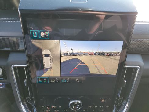 New 2026 GMC Yukon Elevation w/ Elevation Premium Package image 31