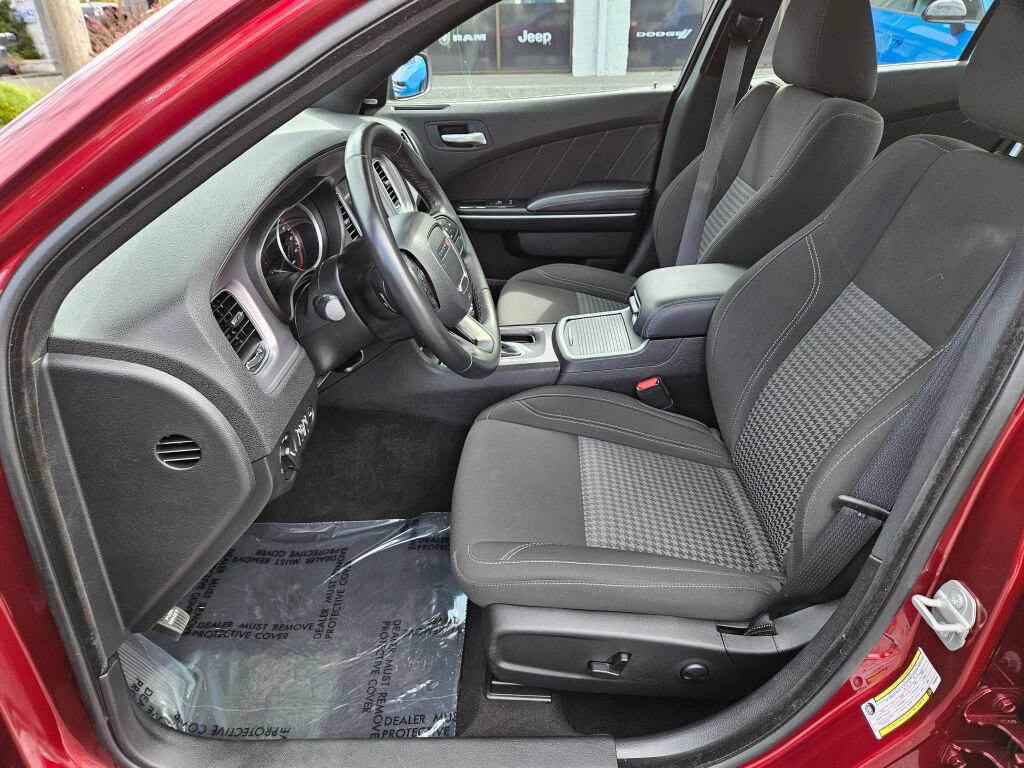 Used 2023 Dodge Charger SXT RWD image 15