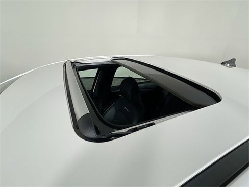 Used 2024 Kia Forte GT-Line w/ GT-Line Premium Package image 23