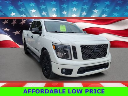 Used 2018 Nissan Titan SV w/ SV Convenience Package