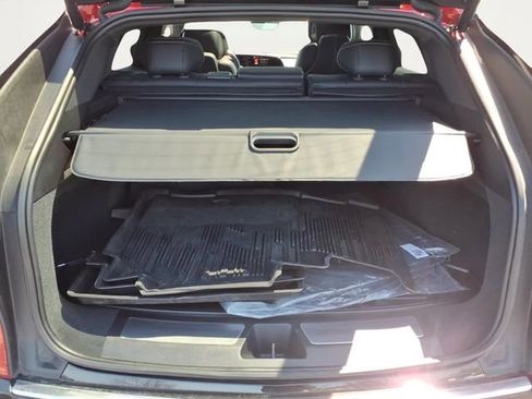 Used 2025 Cadillac Lyriq Luxury w/ LPO, Floor Liner Package AWD/4WD image 25