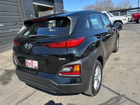 Used 2021 Hyundai Kona SE w/ Cargo Package image 3