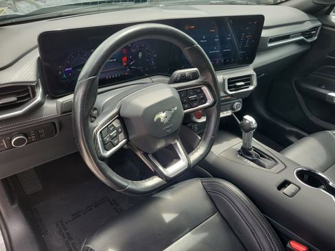 Used 2025 Ford Mustang Premium RWD image 21