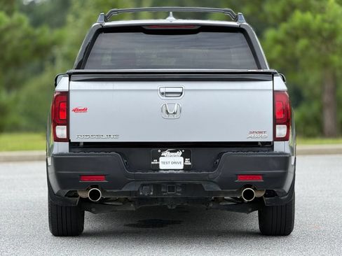 Used 2021 Honda Ridgeline Sport image 6