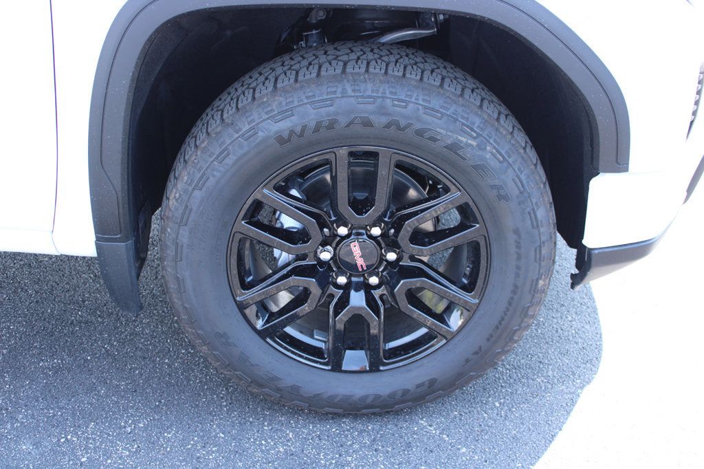 Used 2026 GMC Sierra 1500 Elevation w/ Elevation Select Package AWD/4WD image 23