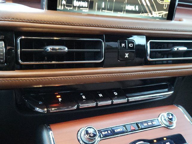 Certified 2021 Lincoln Aviator Reserve w/ Elements Package Plus RWD image 32