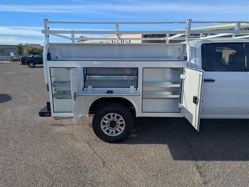 New 2026 GMC Sierra 2500 Pro w/ Convenience Package image 11