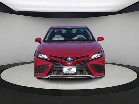 Used 2022 Toyota Camry XSE image 3