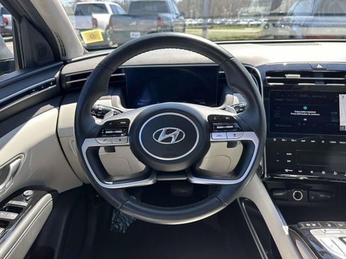 Used 2024 Hyundai Tucson Limited image 12