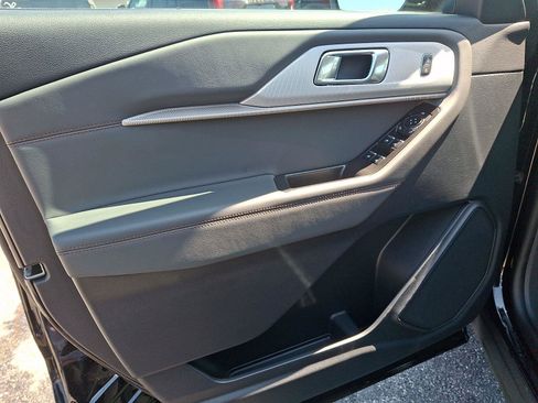 New 2026 Ford Explorer Active image 10