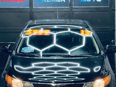 Used 2013 Kia Forte EX image 7