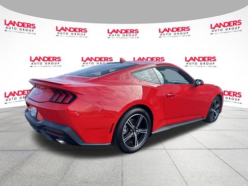 Used 2024 Ford Mustang Premium image 3