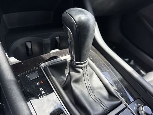 Used 2022 MAZDA MAZDA3 s image 20