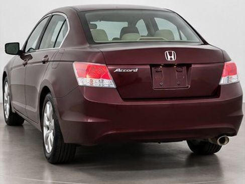 Used 2010 Honda Accord EX-L image 3