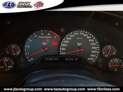 Used 2002 Chevrolet Corvette Convertible w/ Preferred Equipment Group2 RWD image 13