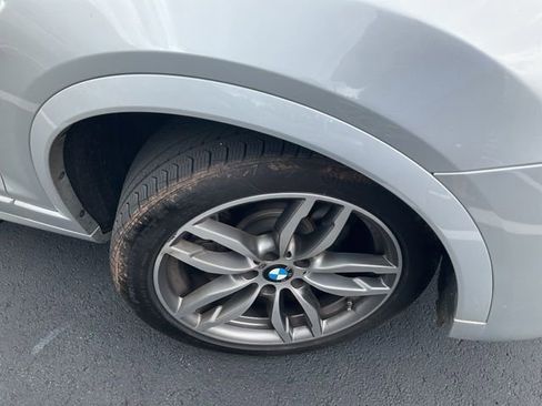 Used 2017 BMW X4 M40i AWD/4WD image 4