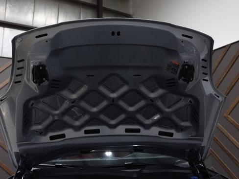 Used 2022 Porsche Cayenne Turbo image 27