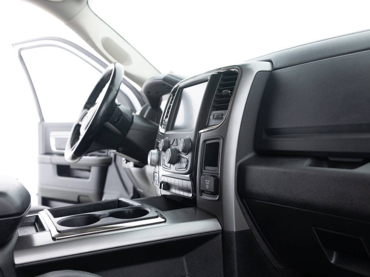 Used 2015 RAM 1500 Sport AWD/4WD image 31