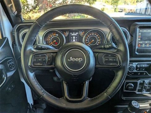 Certified 2022 Jeep Gladiator Sport image 14