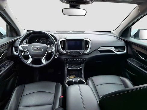 Used 2024 GMC Terrain SLT image 18