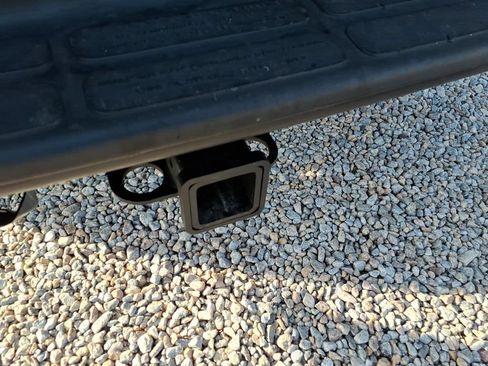 Used 2016 Chevrolet Express 2500 RWD image 11