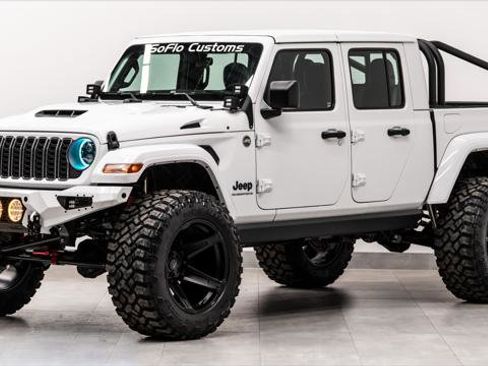 Used 2026 Jeep Gladiator Sport AWD/4WD image 25