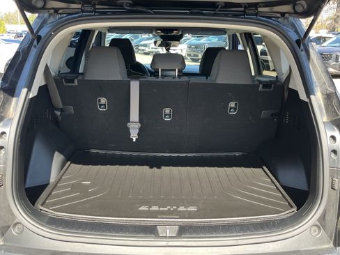 Used 2023 Kia Seltos LX image 24