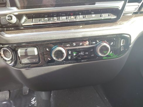 New 2026 Chevrolet Silverado 1500 LT image 16