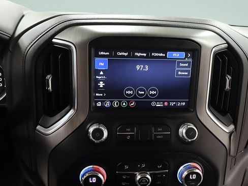 Used 2023 GMC Sierra 3500 Denali w/ Denali Ultimate Package AWD/4WD image 11