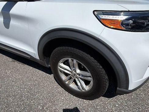 Used 2020 Ford Explorer XLT w/ Comfort Package AWD/4WD image 10