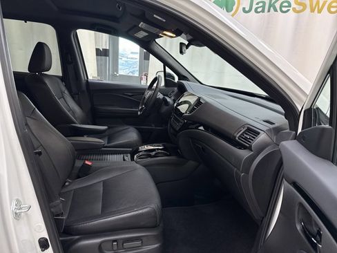 Used 2022 Honda Passport Elite image 32